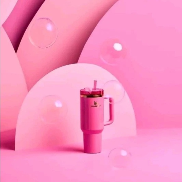 2024 Stanley 40oz Tumbler (Wicked Theme, Glinda) with new straws. - Picture 4 of 12